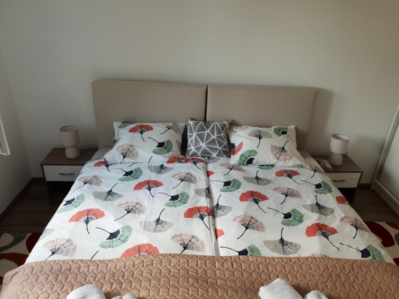 Lion Apartment Загреб Екстериор снимка